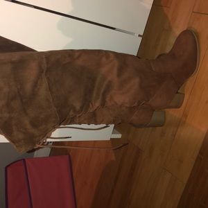 Thigh high knee boots